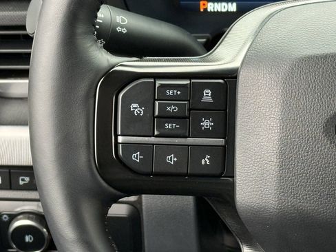 Used 2024 Ford F250 Platinum AWD/4WD image 13