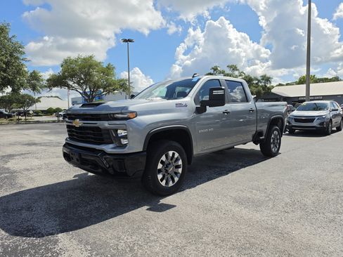Used 2024 Chevrolet Silverado 2500 Custom w/ Custom Convenience Package AWD/4WD image 11