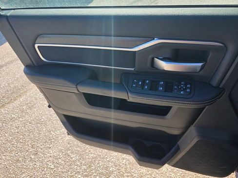 New 2026 RAM 2500 Big Horn AWD/4WD image 14