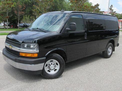 Used 2019 Chevrolet Express 2500 w/ Driver Convenience Package RWD image 1