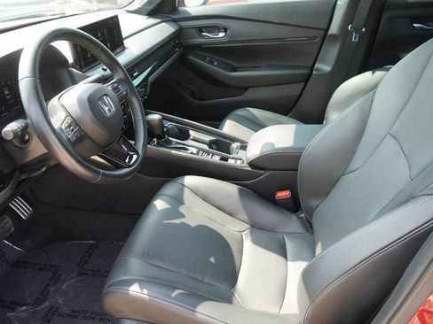 Used 2024 Honda Accord Sport image 19