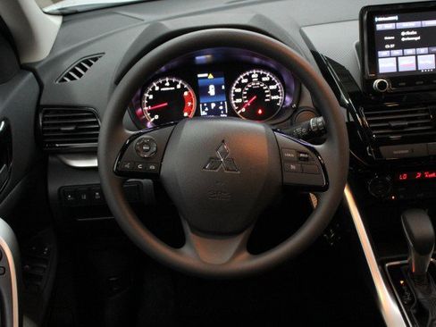 New 2026 Mitsubishi Eclipse Cross ES image 21