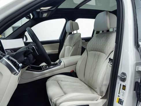 New 2026 BMW X5 xDrive50e image 24