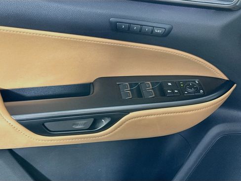 Used 2025 Lexus NX 250 FWD w/ Cold Area Package image 15