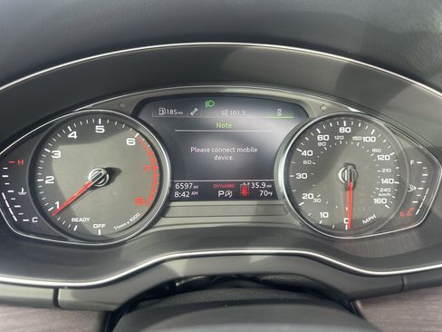 Used 2024 Audi Q5 2.0T Premium w/ Convenience Package image 16