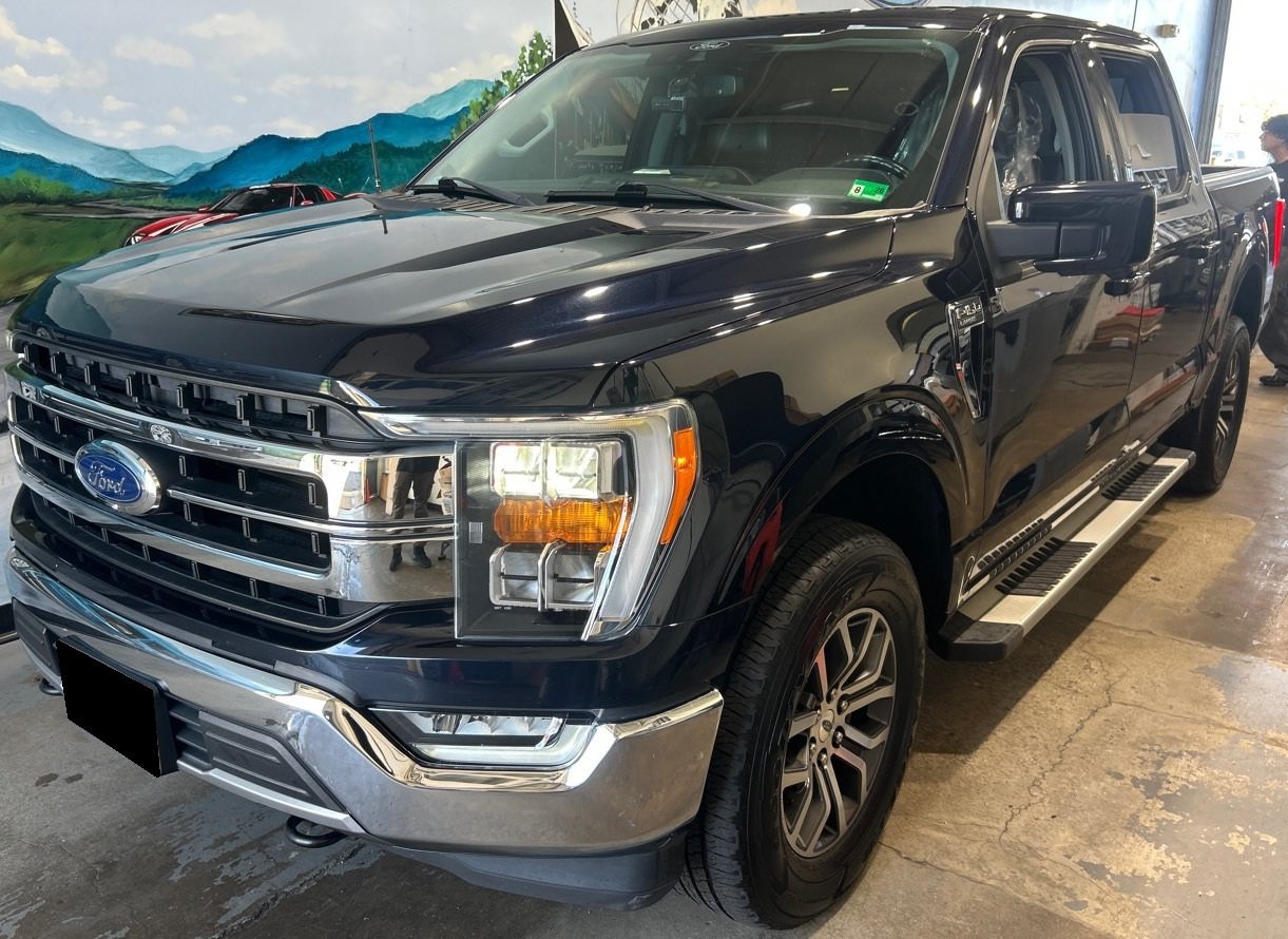 Used 2021 Ford F150 Lariat w/ Tow Technology Package AWD/4WD image 1