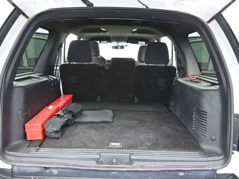 Used 2015 Ford Expedition XL image 34