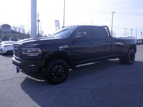 Used 2022 RAM 3500 Laramie image 3