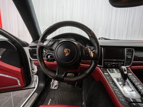 Used 2016 Porsche Panamera GTS AWD/4WD image 22
