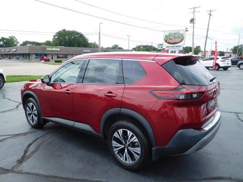 Used 2021 Nissan Rogue SV w/ Premium Package AWD/4WD image 6