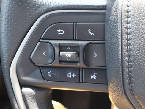 Used 2026 Toyota 4Runner TRD Off-Road Premium AWD/4WD image 7