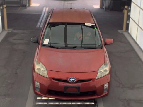 Used 2010 Toyota Prius Two FWD image 2