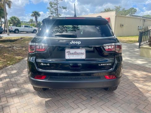 Used 2025 Jeep Compass Limited AWD/4WD image 4