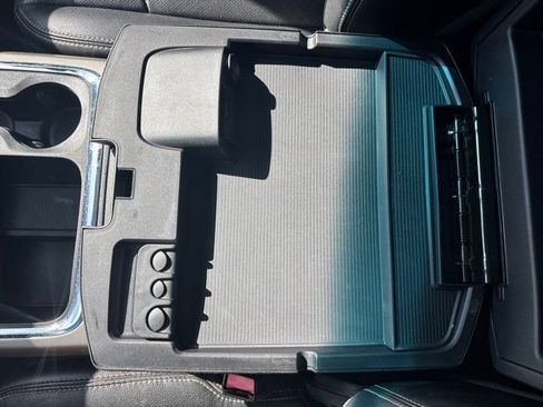 Used 2016 RAM 1500 Laramie w/ Convenience Group AWD/4WD image 41