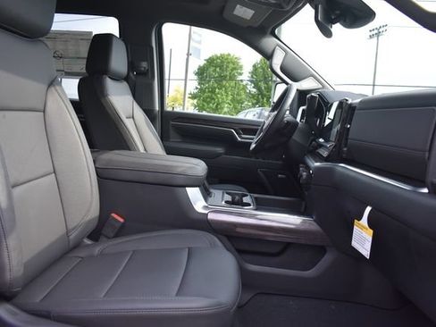 New 2026 Chevrolet Silverado 2500 LTZ w/ LTZ Plus Package AWD/4WD image 18