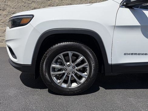 Used 2021 Jeep Cherokee Latitude Lux w/ Comfort/Convenience Group AWD/4WD image 9