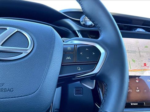 Used 2023 Lexus RZ 450e Premium image 24