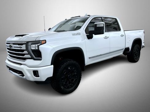 Used 2024 Chevrolet Silverado 2500 High Country w/ Technology Package AWD/4WD image 1