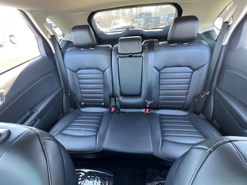 Used 2023 Ford Edge SEL w/ Convenience Package image 29
