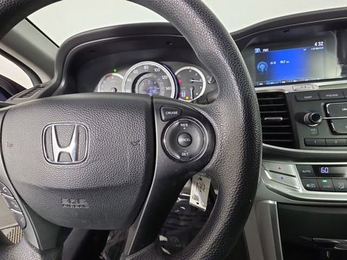 Used 2013 Honda Accord LX image 28