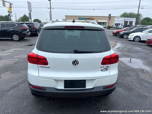 Used 2014 Volkswagen Tiguan SE image 5