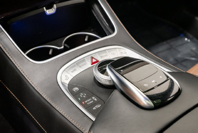 Used 2017 Mercedes-Benz S 550 4MATIC Sedan image 21