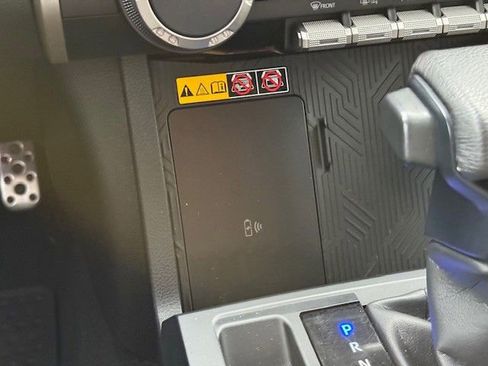 Used 2024 Toyota Tacoma TRD Sport w/ TRD Sport Upgrade Package image 23