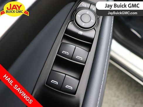 Certified 2024 Buick Enclave Essence AWD/4WD image 10