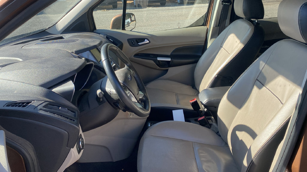 Used 2014 Ford Transit Connect Titanium FWD image 15