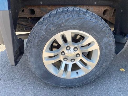 Used 2019 Chevrolet Silverado 1500 LT w/ All Star Edition AWD/4WD image 24