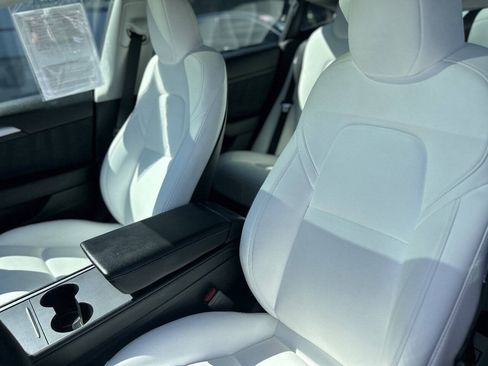 Used 2023 Tesla Model 3 Standard Range RWD image 14