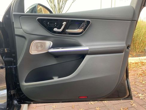 Certified 2025 Mercedes-Benz GLC 300 4MATIC image 10