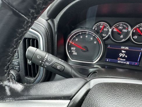 Used 2020 Chevrolet Silverado 1500 LT Trail Boss image 34