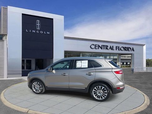 Used 2018 Lincoln MKC Reserve image 8