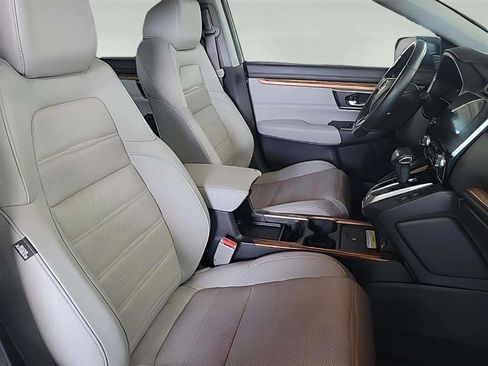 Used 2020 Honda CR-V Touring image 29