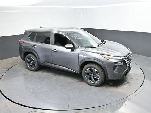 Used 2025 Nissan Rogue SV AWD/4WD image 37