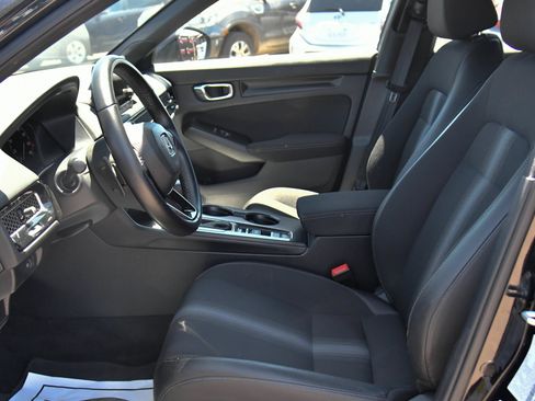 Used 2025 Honda Civic Sport image 16