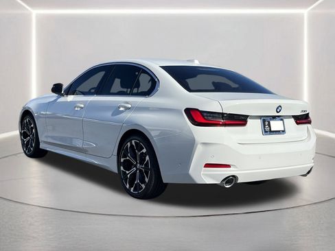 New 2026 BMW 330i Sedan w/ Convenience Package image 25