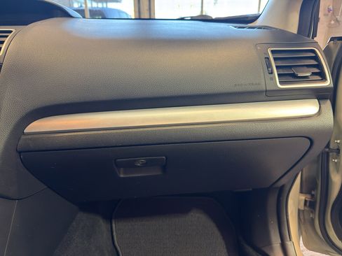 Used 2017 Subaru Crosstrek 2.0i Premium w/ Moonroof Package AWD/4WD image 23