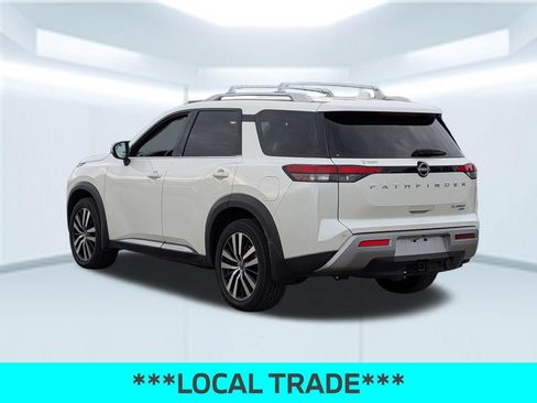 Used 2023 Nissan Pathfinder Platinum w/ Cargo Package AWD/4WD image 3