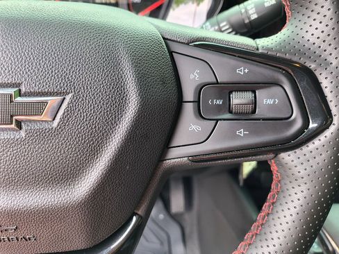 Used 2024 Chevrolet Trax RS w/ Driver Confidence Package image 15