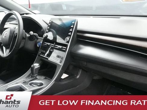 Used 2022 Toyota Avalon Limited w/ Advanced Safety Package FWD image 16