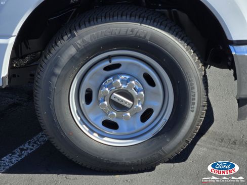 New 2025 Ford F250 XL w/ XL Driver Assist Package image 5