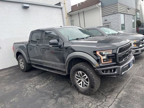 Used 2018 Ford F150 Raptor w/ Equipment Group 802A Luxury image 2