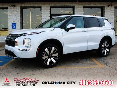 New 2025 Mitsubishi Outlander SE
