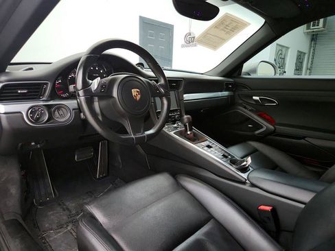 Used 2013 Porsche 911 GT3 RS image 13