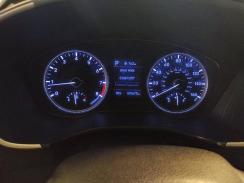 Used 2019 Hyundai Santa Fe SE AWD/4WD image 23