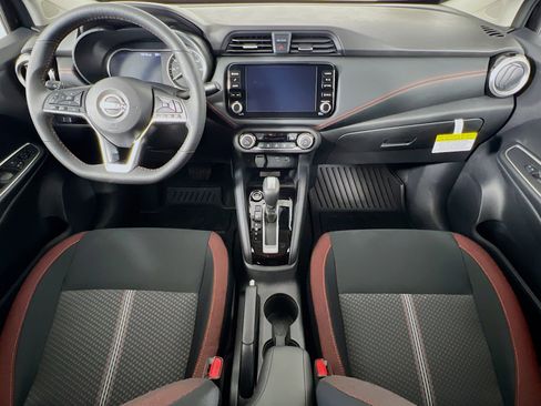 New 2025 Nissan Versa SR w/ Trunk Package image 16