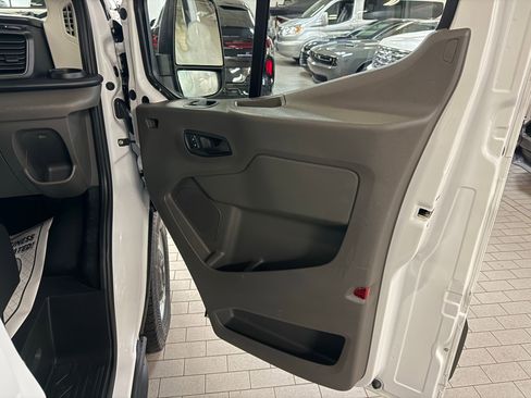 Used 2024 Ford Transit 350 XL image 22