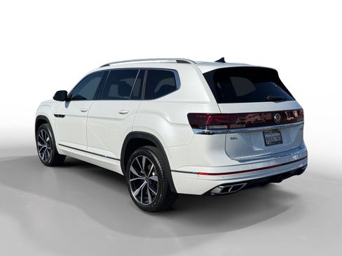 Certified 2025 Volkswagen Atlas SEL Premium R-Line AWD/4WD image 3